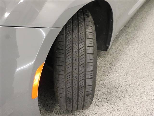 2022 Chrysler Pacifica Touring L:D13319