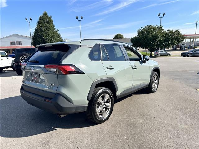 2022 Toyota RAV4 XLE:D13927