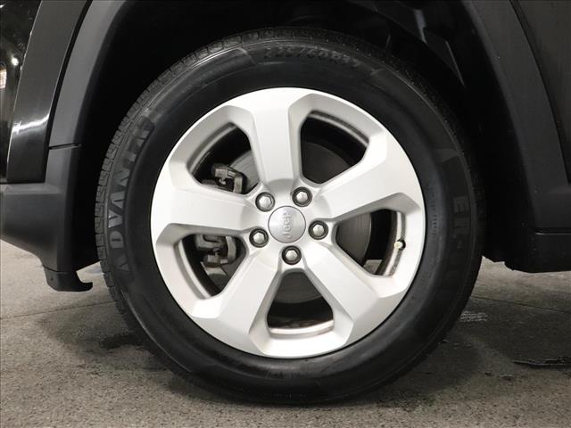 2017 Jeep Compass Latitude:D13511