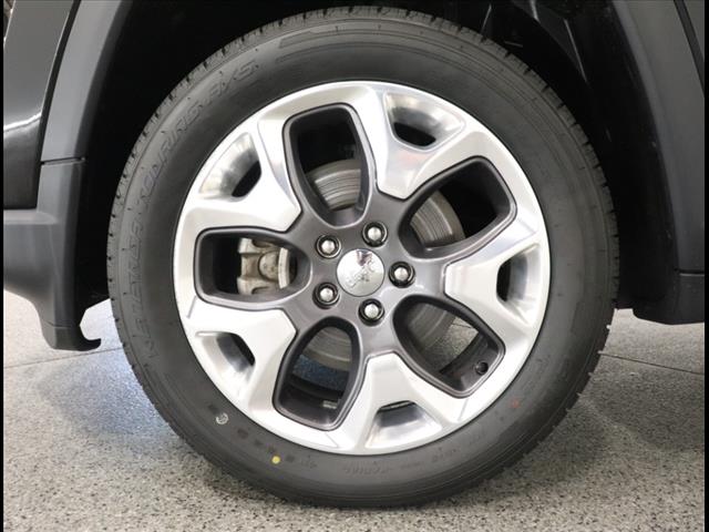 2019 Jeep Compass Limited photo 3