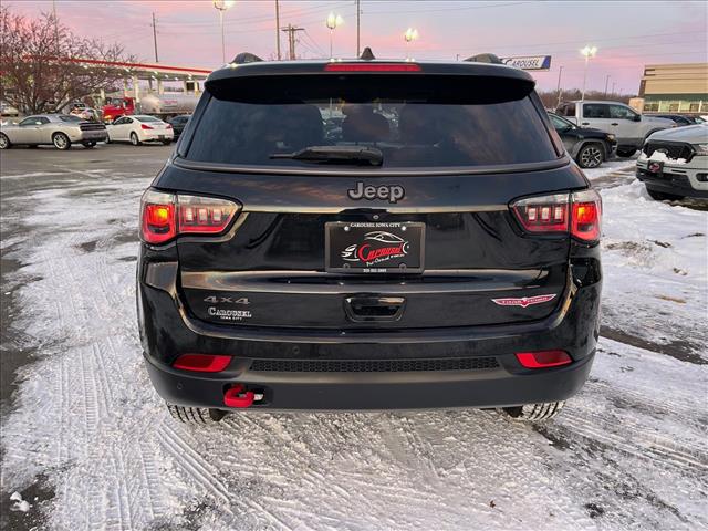 2018 Jeep Compass Trailhawk:D13409