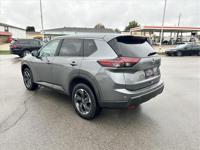2025 Nissan Rogue SV:D14136