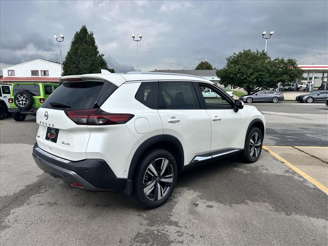 2022 Nissan Rogue SL:D13951