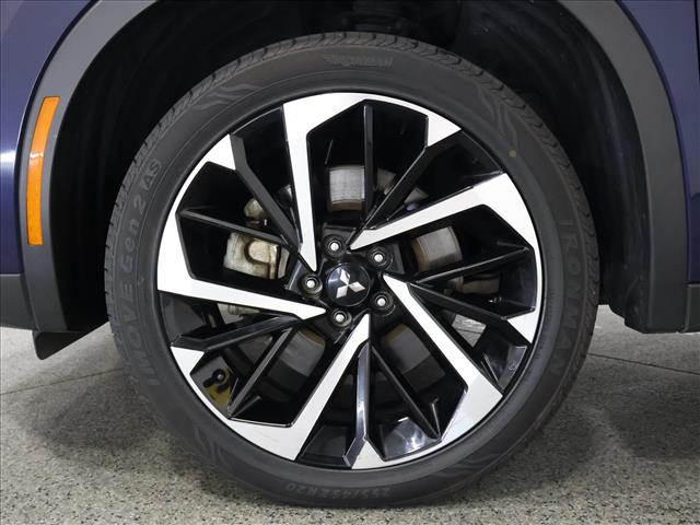 2024 Mitsubishi Outlander SE:D13896