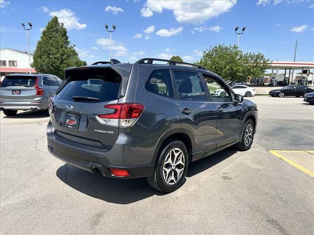 2023 Subaru Forester Premium:D13745