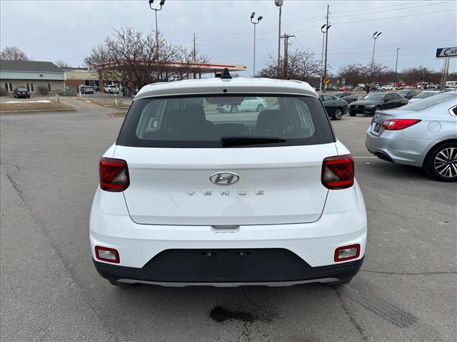 2020 Hyundai VENUE SE:D13560