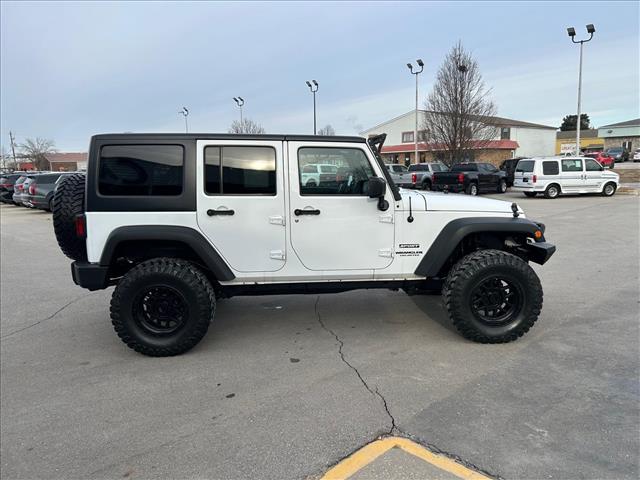2017 Jeep Wrangler Unlimited Sport S:D13501