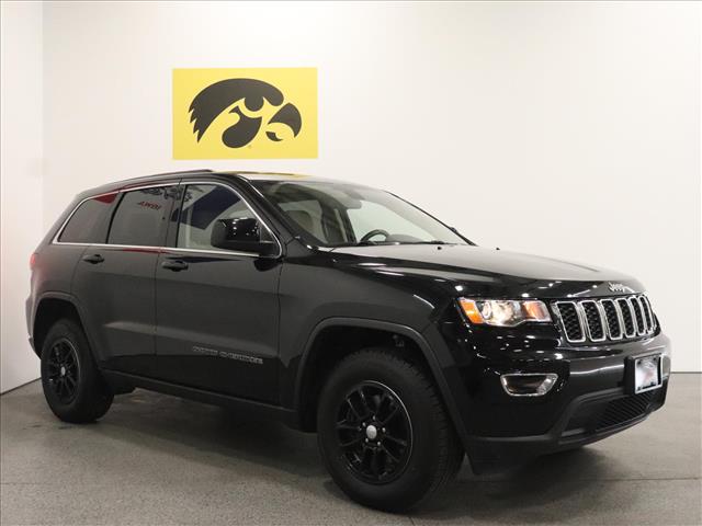 2020 Jeep Grand Cherokee Laredo:D13104A