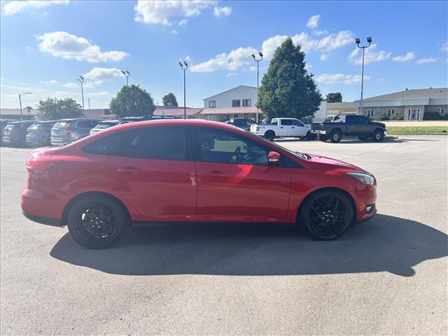 2016 Ford Focus SE:D13798