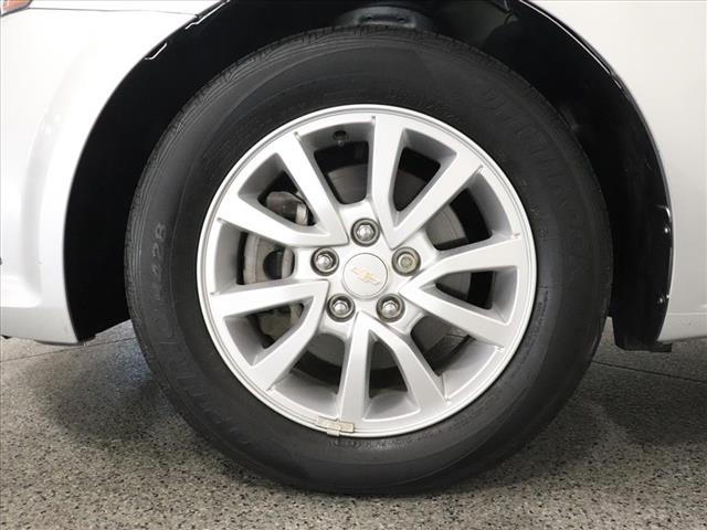 2020 Chevrolet Sonic LT:D13184