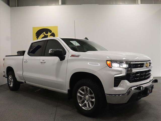 2023 Chevrolet Silverado 1500 LT:D13464