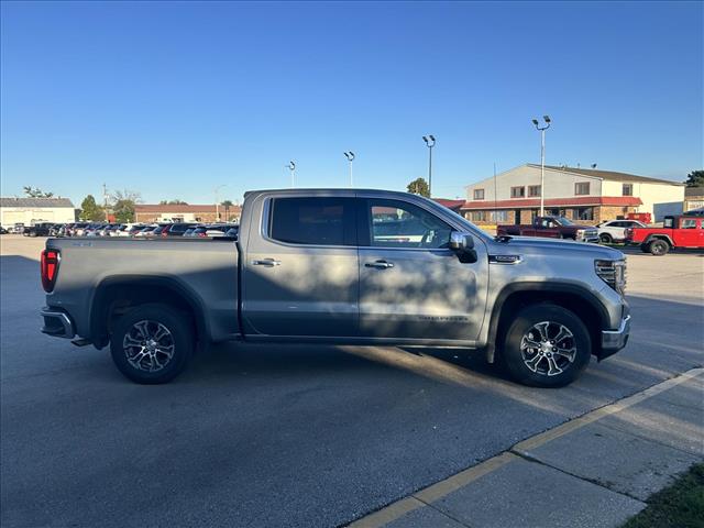 2025 GMC Sierra 1500 SLT:D14099