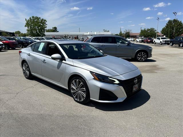 2023 Nissan Altima 2.5 SL:D13744