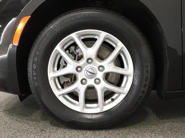 2022 Chrysler Voyager LX:D13311