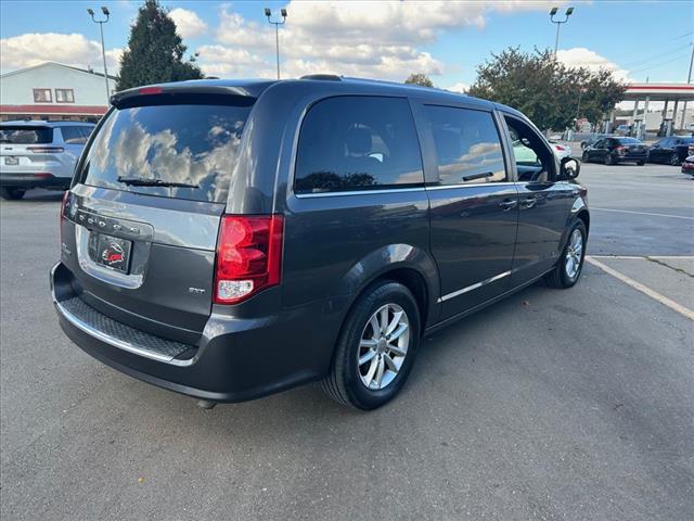 2020 Dodge Grand Caravan SXT:D13320