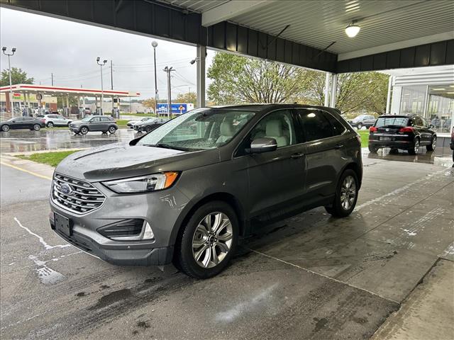 2023 Ford Edge Titanium:D14083