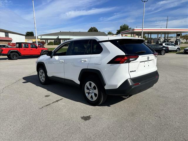 2025 Toyota RAV4 LE:D14085