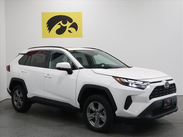 2022 Toyota RAV4 XLE:D13727