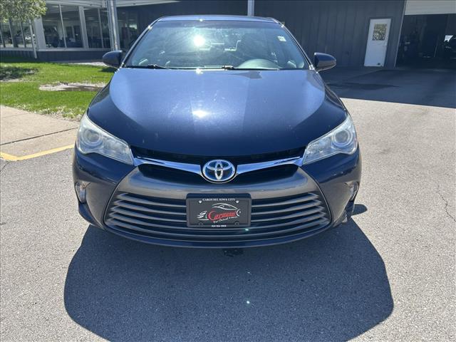 2016 Toyota Camry Hybrid:D13680
