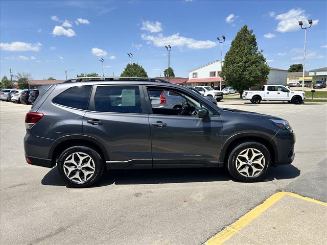 2023 Subaru Forester Premium:D13745