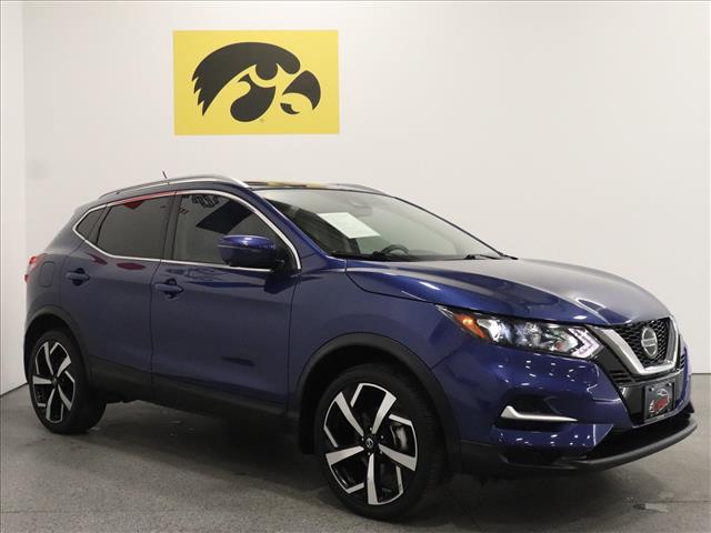 2022 Nissan Rogue Sport SL:D13185A