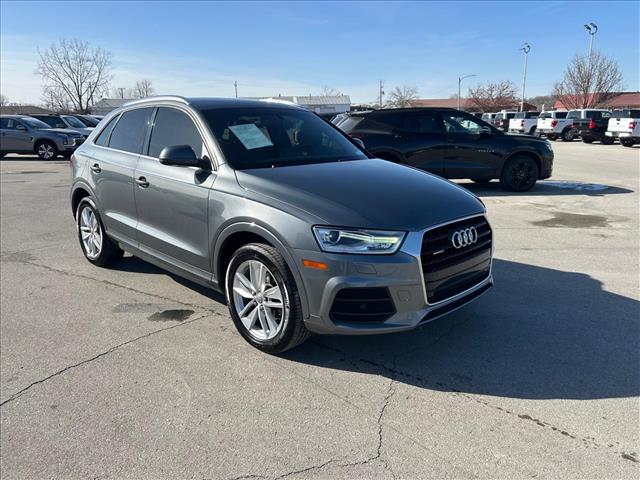 2017 Audi Q3 2.0T quattro Premium Plus:D13504