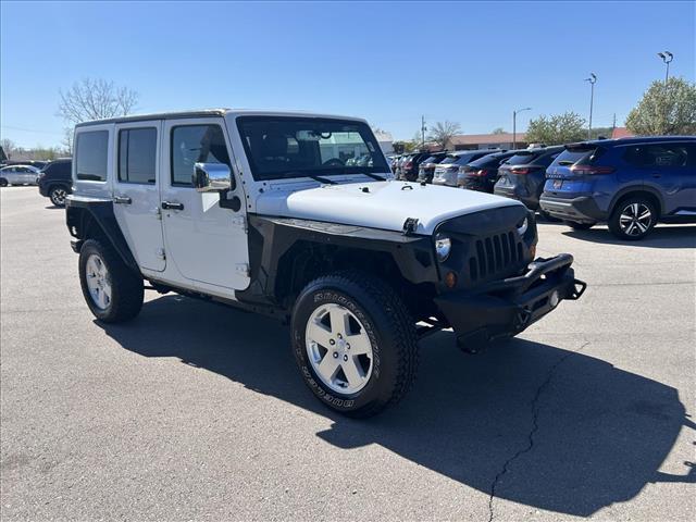 2013 Jeep Wrangler Unlimited Sahara:D12889A