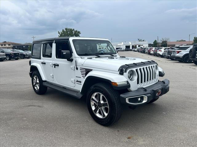 2020 Jeep Wrangler Unlimited Sahara:D13699A