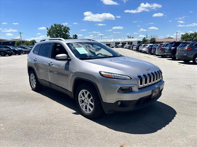 2018 Jeep Cherokee Latitude:D13818
