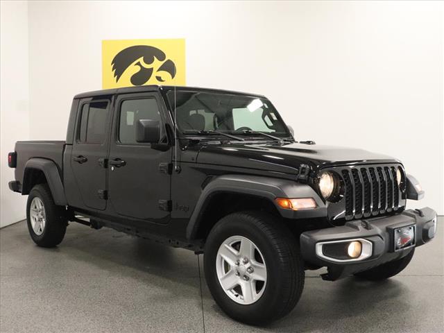 Photo of 2023 Jeep Gladiator Sport S in Iowa City, IA - 7,  2023 Jeep Gladiator Sport S:D13095