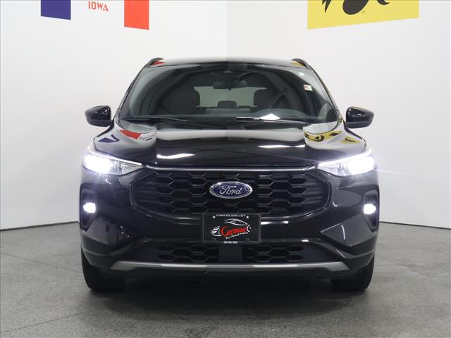2024 Ford Escape Hybrid ST-Line Select:D13776