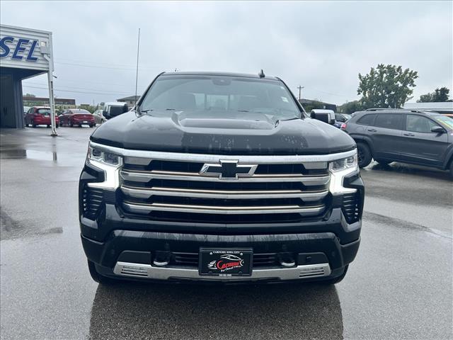 2022 Chevrolet Silverado 1500 High Country:D14091