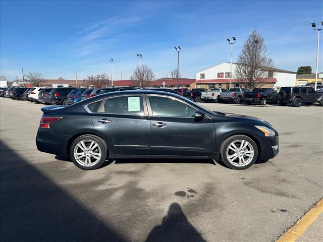 2015 Nissan Altima 3.5 SL:D13575