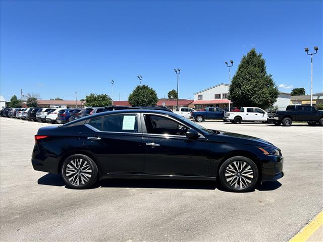 2025 Nissan Altima 2.5 SV:D13817