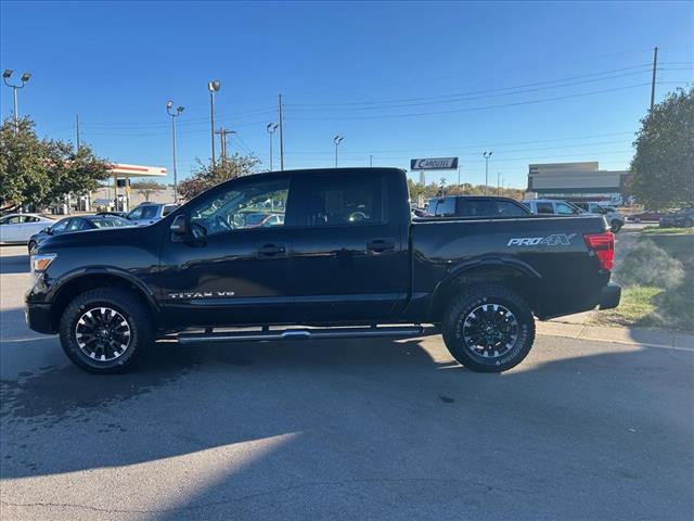 Photo of 2019 Nissan Titan PRO-4X in Iowa City, IA - 7,  2019 Nissan Titan PRO-4X:D13308
