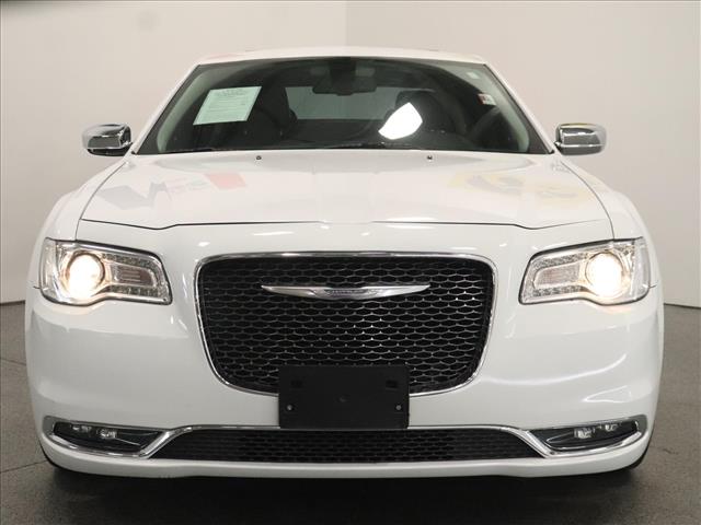 2017 Chrysler 300 C:D13838