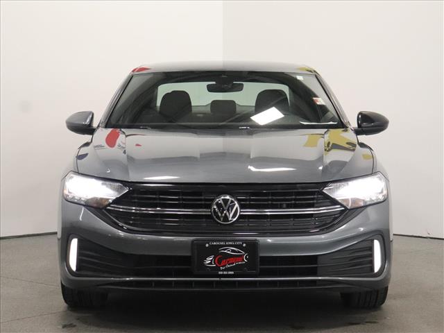 2024 Volkswagen Jetta Sport:D13493