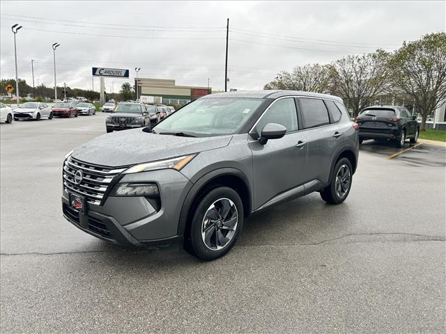 2025 Nissan Rogue SV:D14136