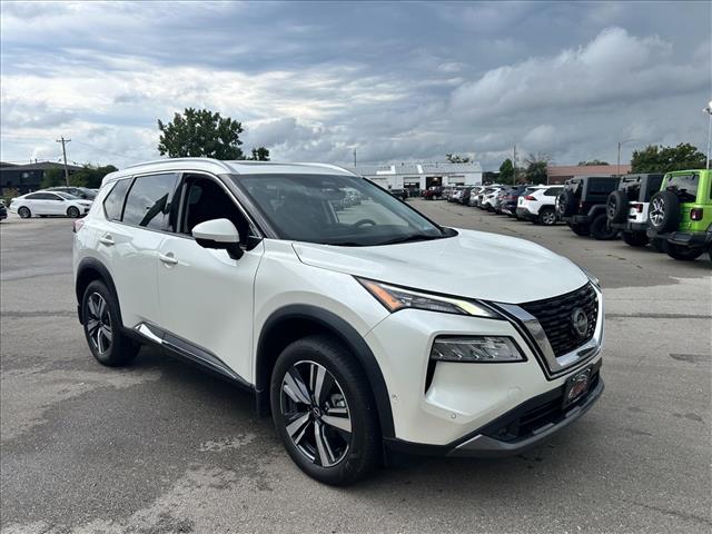 2022 Nissan Rogue SL:D13951