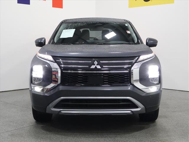 2025 Mitsubishi Outlander SE:D14007