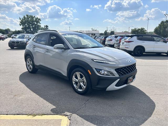 2022 Hyundai KONA SEL:D13852