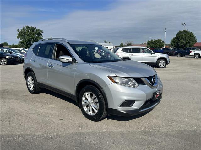 2016 Nissan Rogue SV:D13796