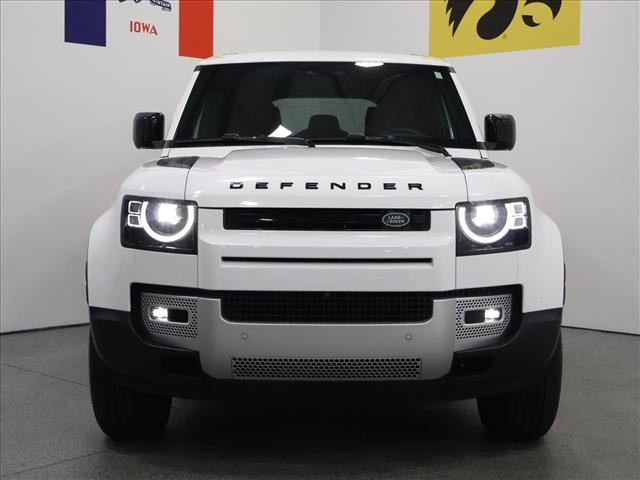 2025 Land Rover Defender 110 P300 S:D14002