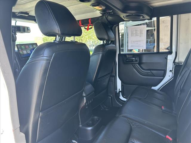 2013 Jeep Wrangler Unlimited Sahara:D12889A