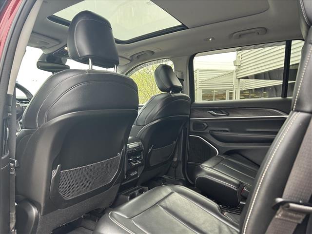 2022 Jeep Grand Cherokee L Limited:D13661