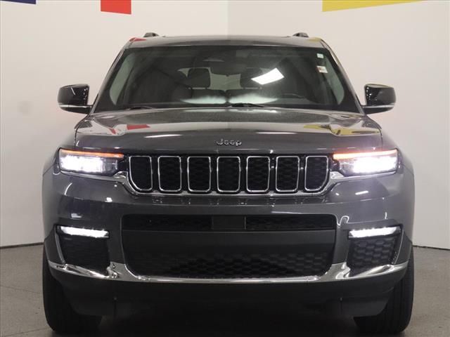 Photo of 2021 Jeep Grand Cherokee L Limited in Iowa City, IA - 8,  2021 Jeep Grand Cherokee L Limited:D13090