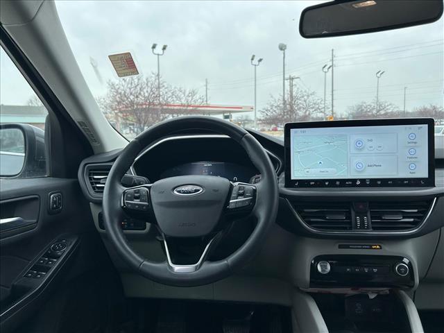 2023 Ford Escape Hybrid Platinum:D13569