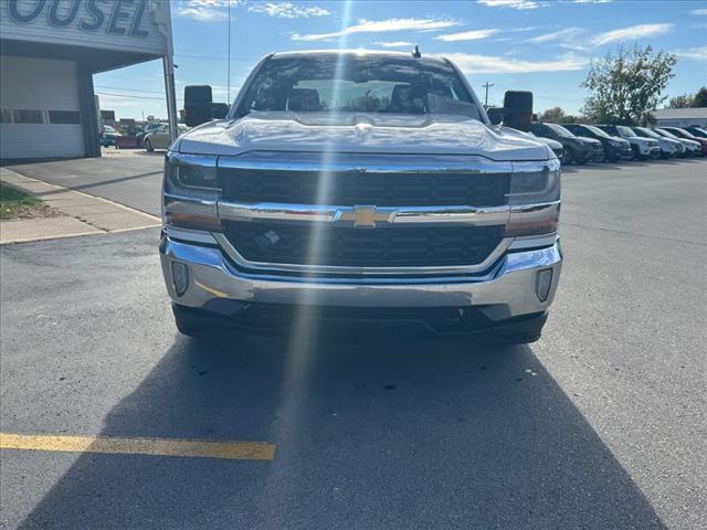 Photo of 2017 Chevrolet Silverado 1500 LT in Iowa City, IA - 8,  2017 Chevrolet Silverado 1500 LT:D13281