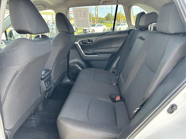 2025 Toyota RAV4 LE:D14085