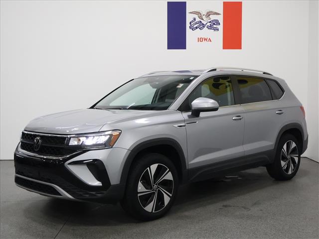 2024 Volkswagen Taos SE 4Motion:D13975